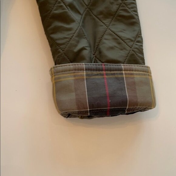 Barbour Olive Quilted Jacket with Brown Collar - Picture 6 of 7